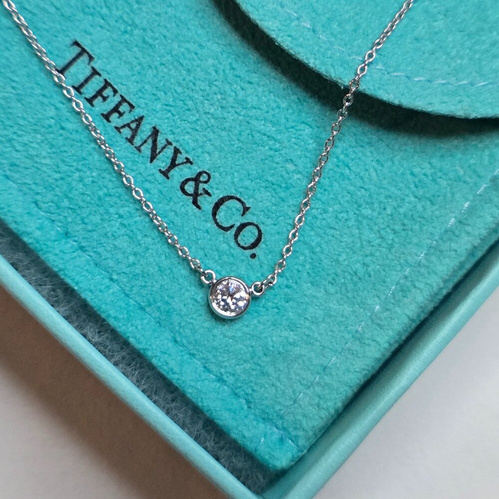 Tiffany & Co. Silver Necklace with Solitaire White Stone on Tiffany Blue Pouch